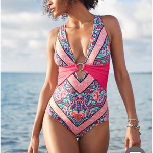 💖 Beautiful One Piece Swimsuit 💖